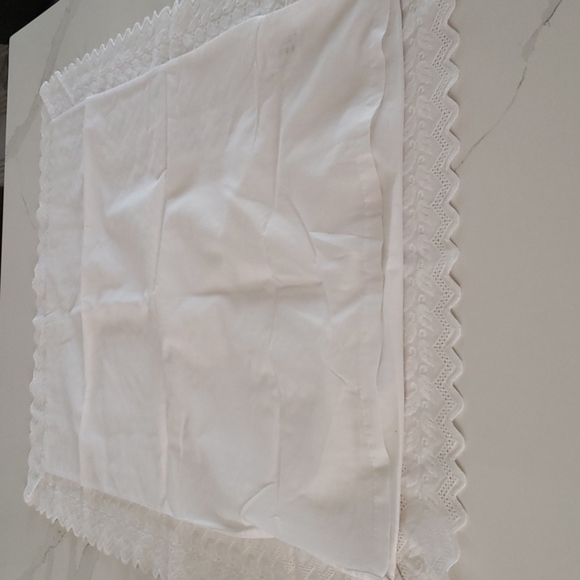 𝅺jonelle Pillow Case Cover Bedding White lace intricate decoration scallop - Picture 8 of 10